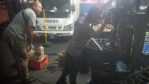 TRW TYRES & BREAKDOWN SERVICE