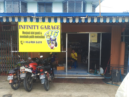 INFINITY GARAGE MOTOR