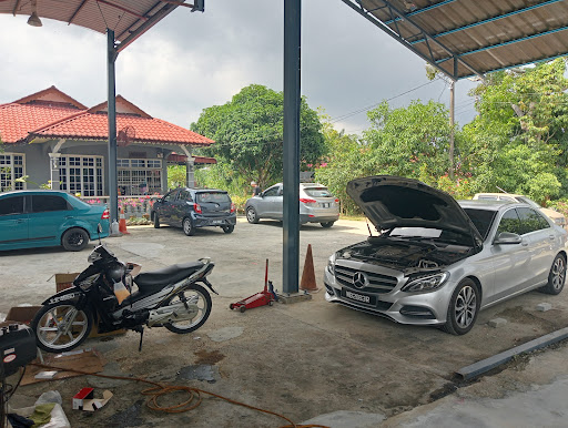Bengkel Servis dan Baikpulih Kereta (Authorised Mannol Malaysia in Muar)
