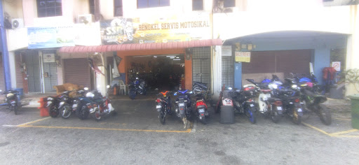 WAN GARAGE