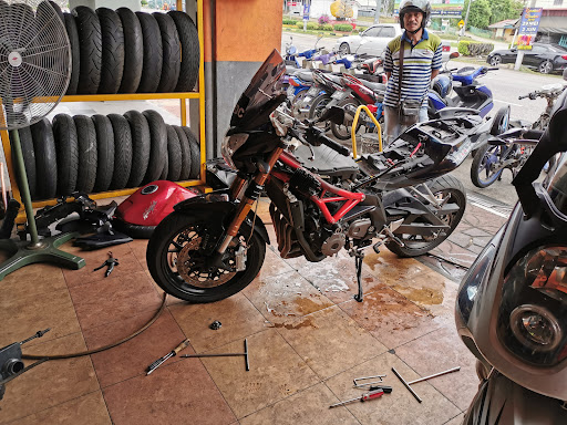 YQS Xing Yong Hin Motor