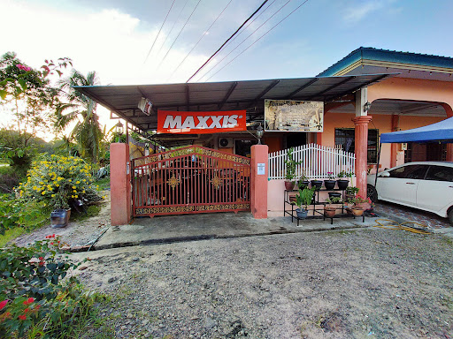 CAHAYA MOTORS LAWAS