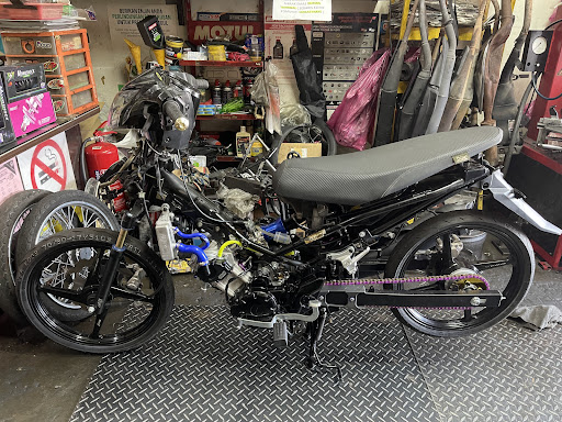 Hoe Hup Motor | Shell Advance