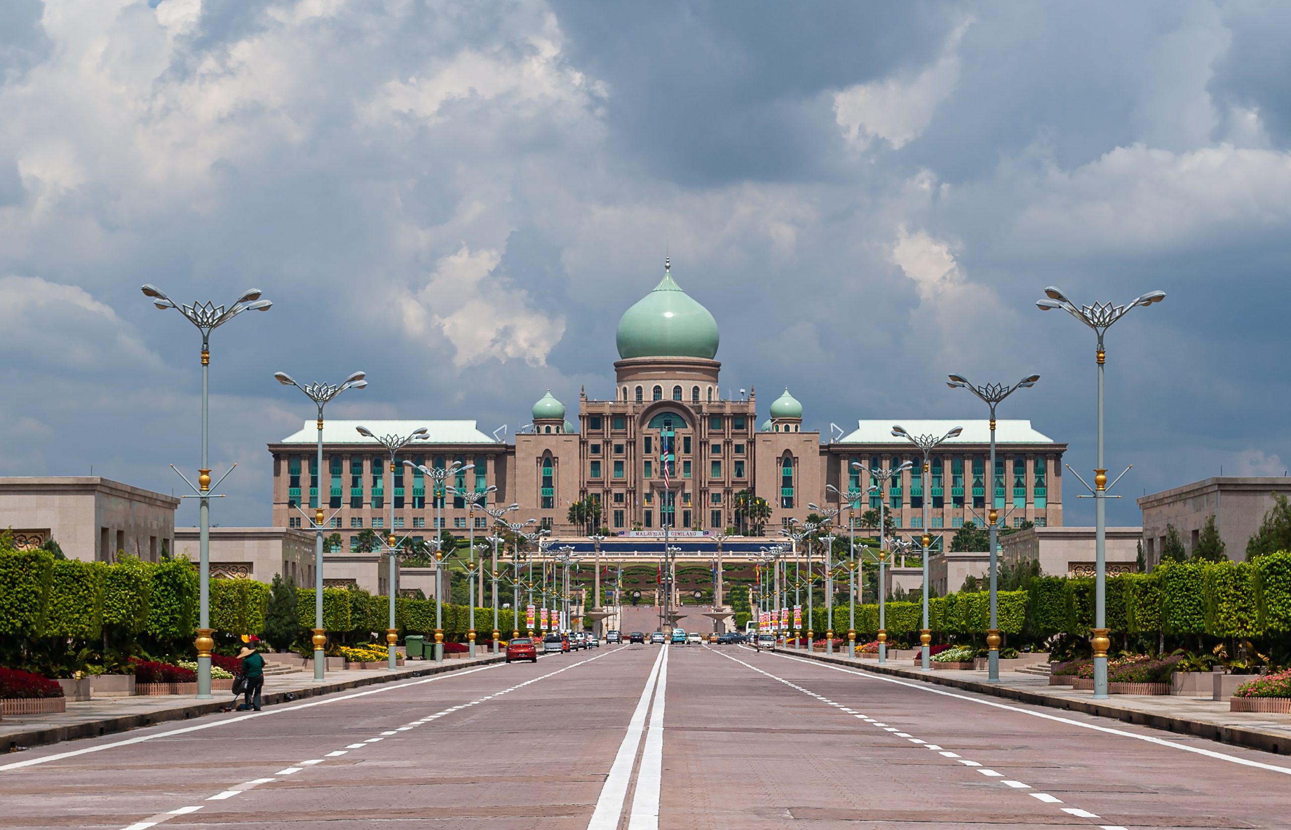 Putrajaya: Pemandangan Menakjubkan Ibu Kota Pentadbiran Malaysia