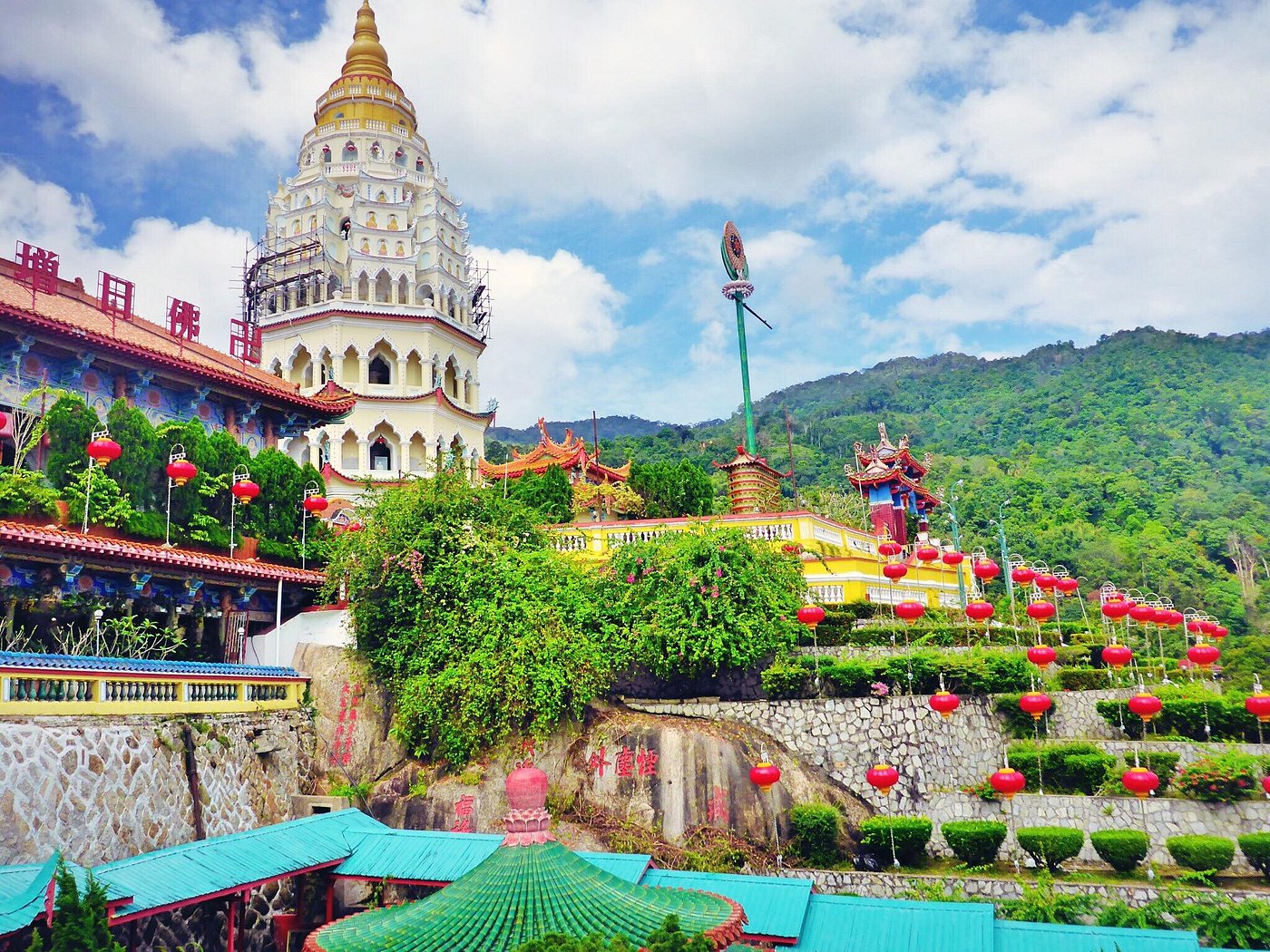 Gambaran Indah Pulau Pinang Malaysia: Warisan, Pantai, dan Makanan Lazat